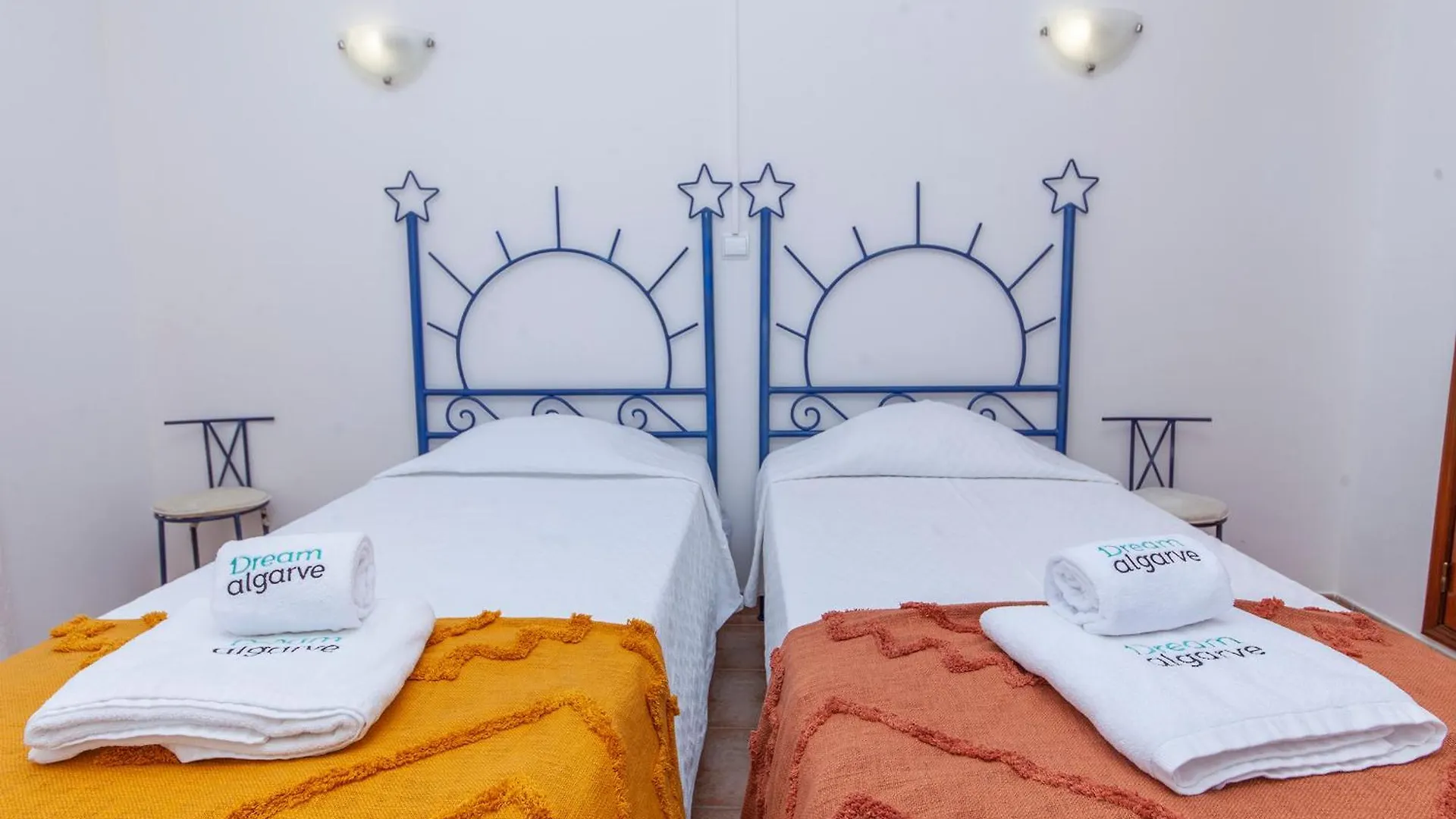 P - Meia-Praia Seaview Guesthouse Lagos